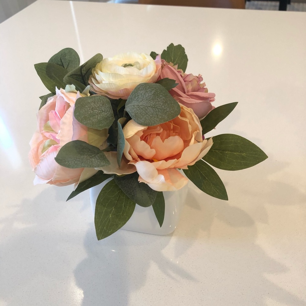 Brand new Martha Stewart peonies flower pot!